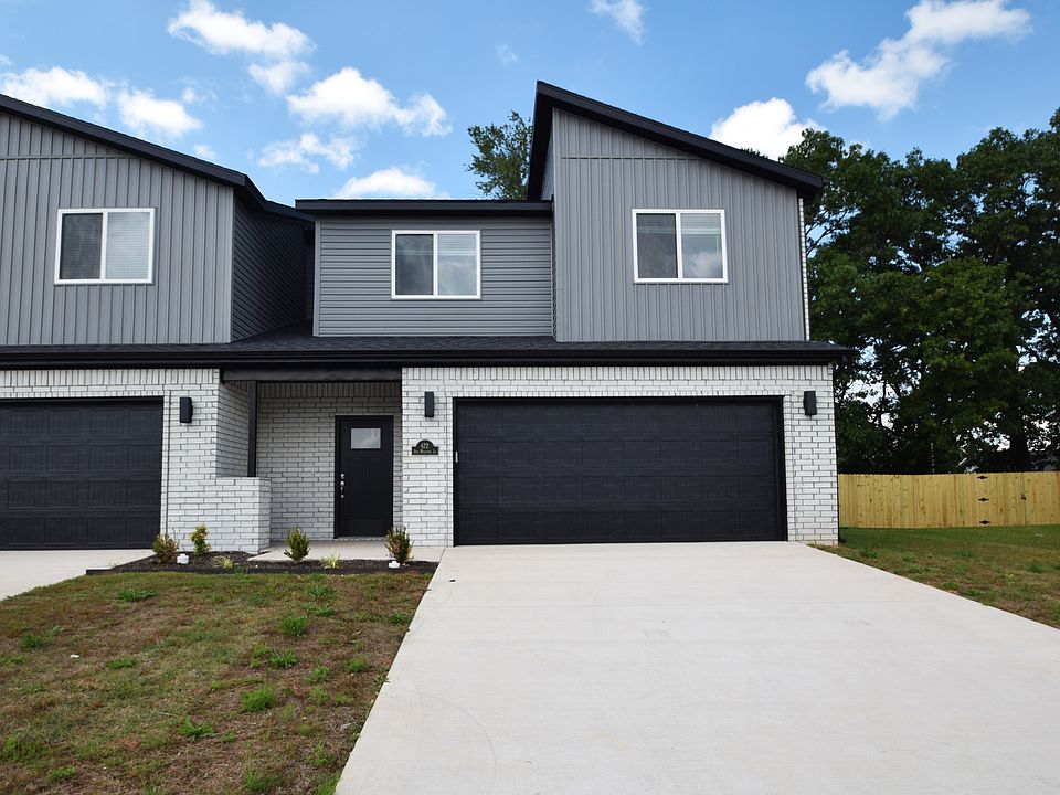 1st image of 672 Sun Meadow Dr