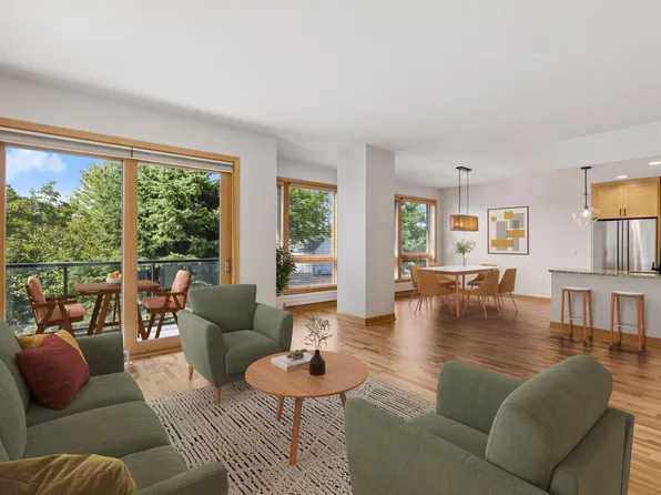 4201 Sunset Dr #N123, Spring Park, MN 55384