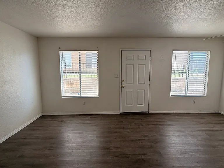 3217 Fortier St #D — Photo 5