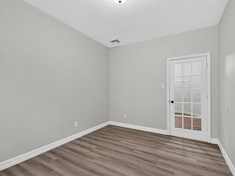 6706 Paigetree Ln — Photo 40