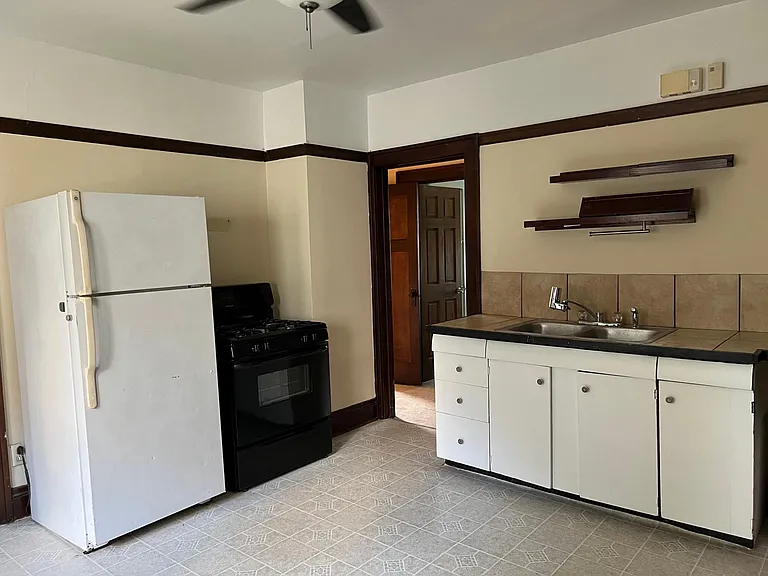2851 N Humboldt Blvd #2 — Photo 3