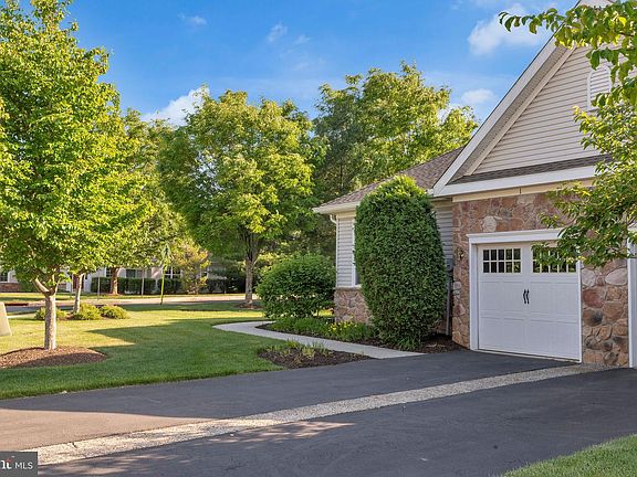5th image of 1 Wiltshire Dr