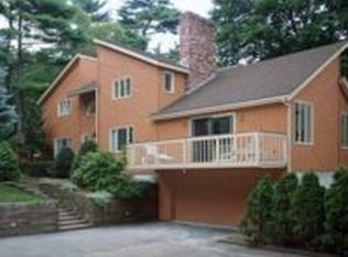 96 Prospect St, Hingham, MA 02043