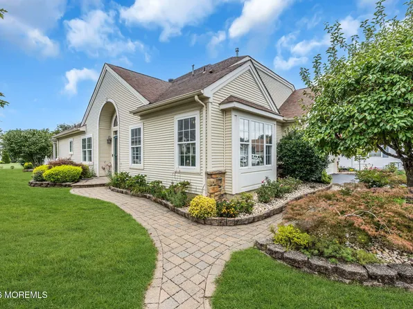 6 Avalon Court, Manchester, NJ 08759