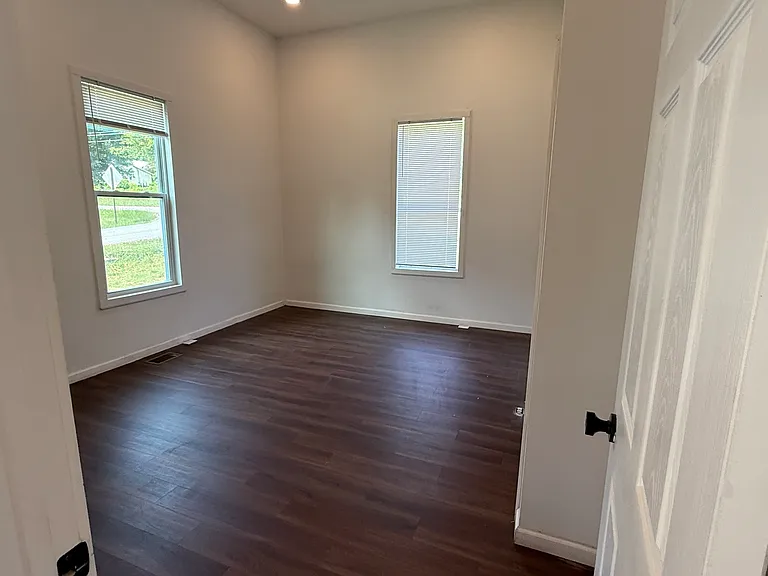 40 E Haynes St — Photo 8