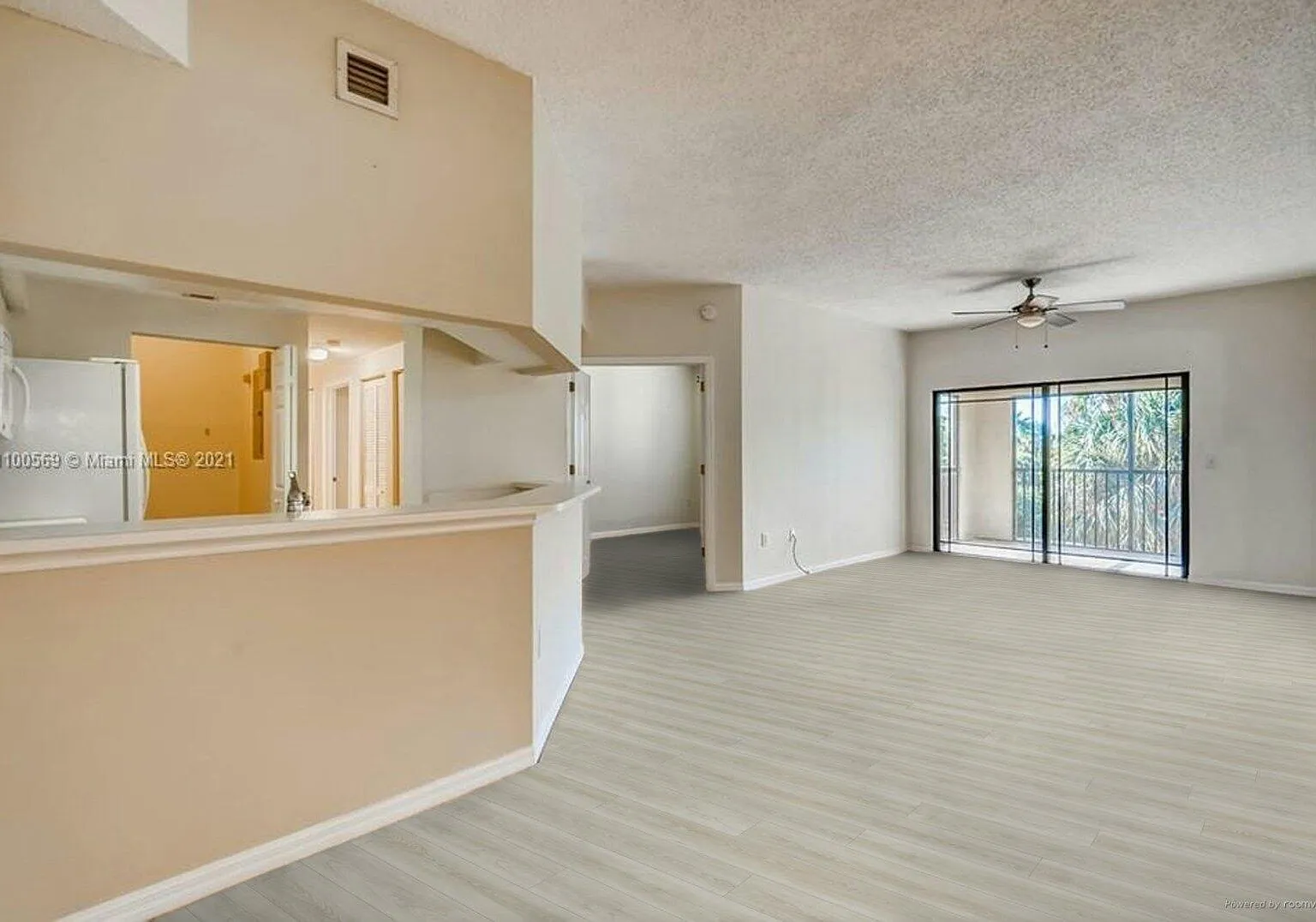 3 bed, 2.0 bath, 1400 sqft, $2,750 — Photo 1