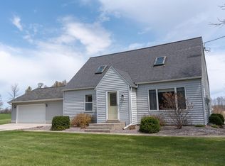 6911 County Road R, Two Rivers, WI 54241
