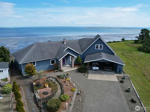 925 Claire Court SE, Ocean Shores, WA 98569