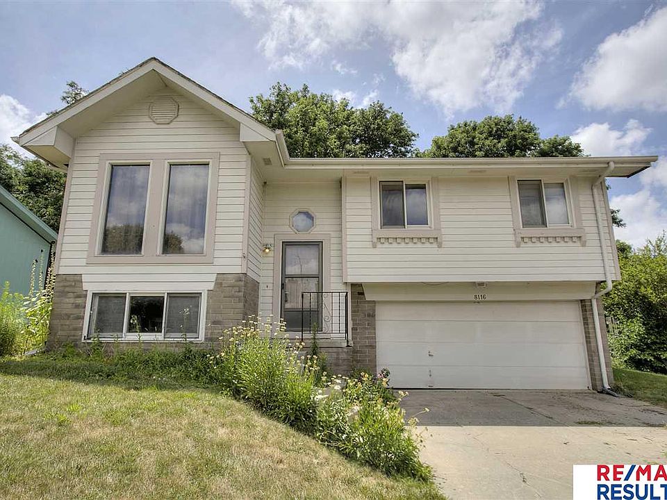1st image of 8116 S 152nd Ave