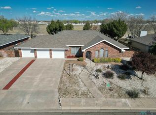 3209 N Washington Ave, Roswell, NM 88201