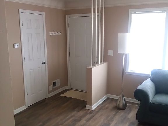 2nd image of 2125-27 S 42nd St