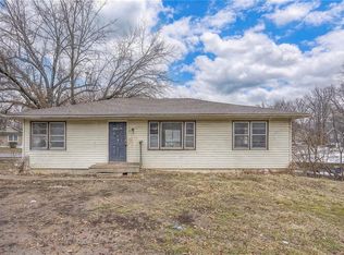 5207 Blue Ridge Cut Off, Kansas City, MO 64133