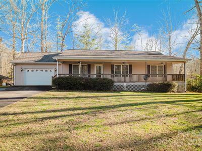 159 W Sweetbriar Ln, Etowah, NC, 28729