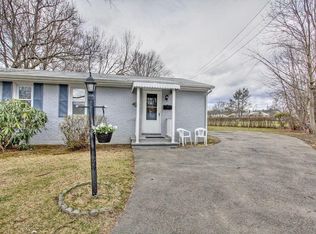 14 Berrylane Ct, Fairfield, CT 06825