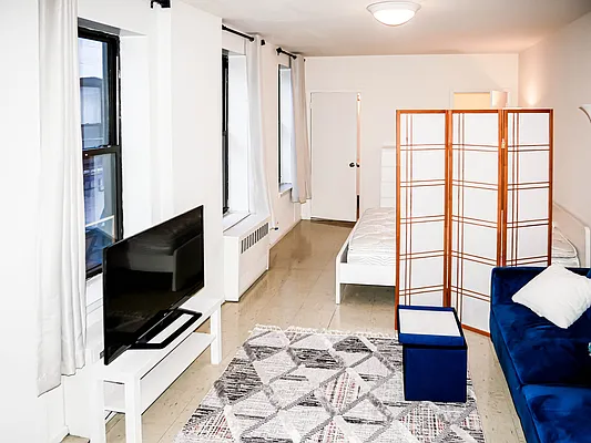 Rented by Array Property Group LLC  | media 14