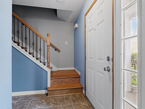 3rd image of 16431 Cobblestone Ct