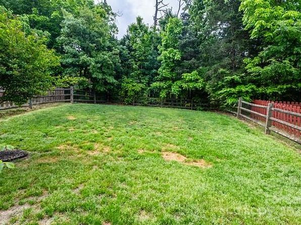 13936 Mallard Lake Rd, Charlotte, NC 28262