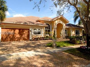 3349 Laurel Oak St, Fort Lauderdale, FL 33312