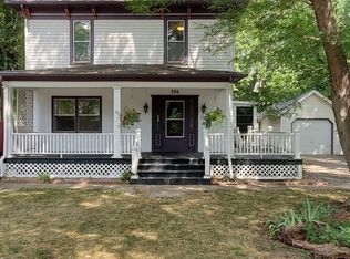 306 Lewis St, Vermillion, SD 57069