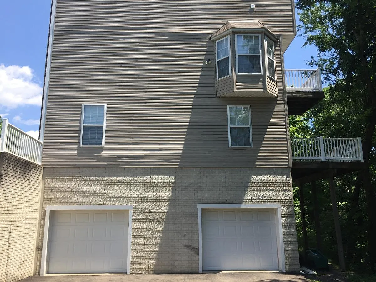2 car garage - 240 Denny Park Dr