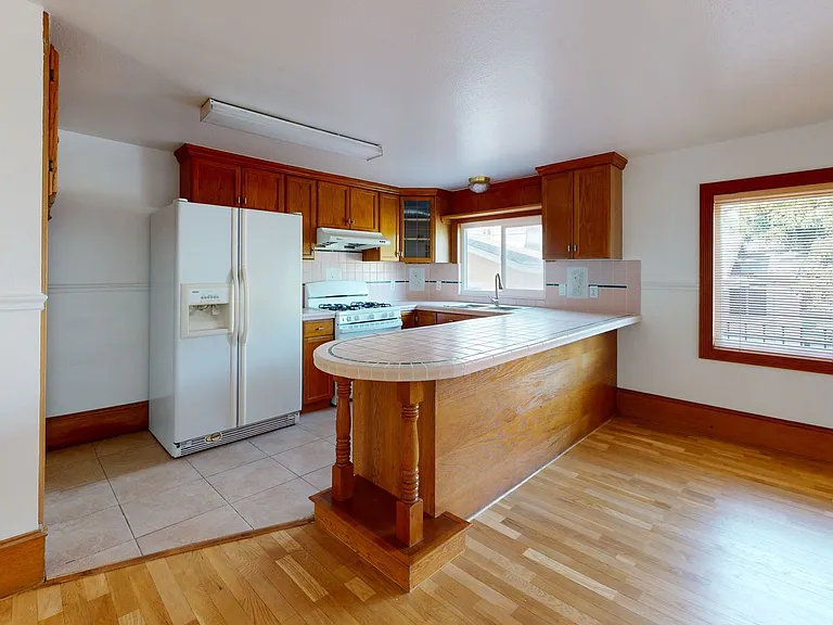 4526 Eagle Rock Blvd #4 — Photo 9
