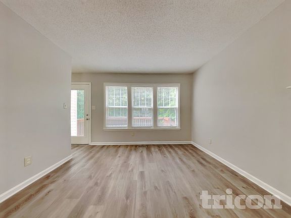 2nd image of 2113 Ruddy Rd