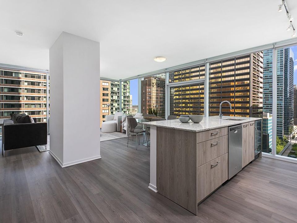 1st image of 235 E Grand Ave #4004