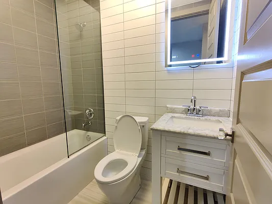 Rented by Signature Property Realty | media 5