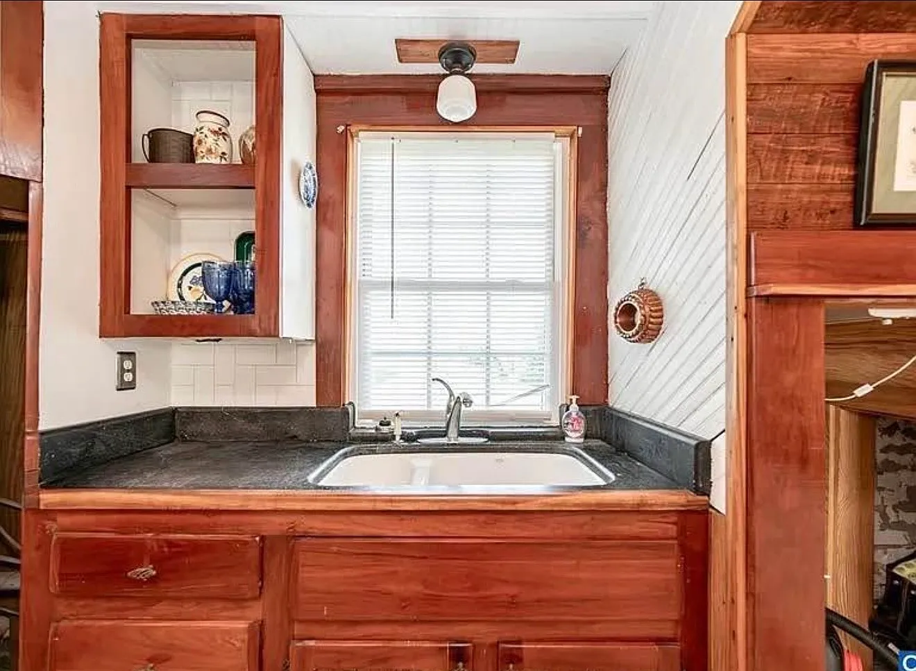1 bed, 650 sqft, $1,100 — Photo 2