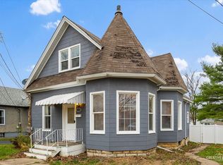 1409 Pulaski St, Peru, IL 61354