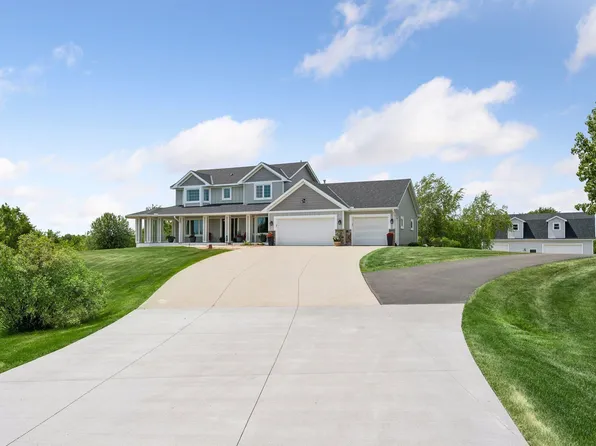 10205 Heather Ln, Rogers, MN 55374