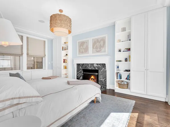 50 W 67th St, New York, NY 10023