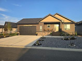 185 Riverwood Cres W, Diamond Valley, AB T1S6C7