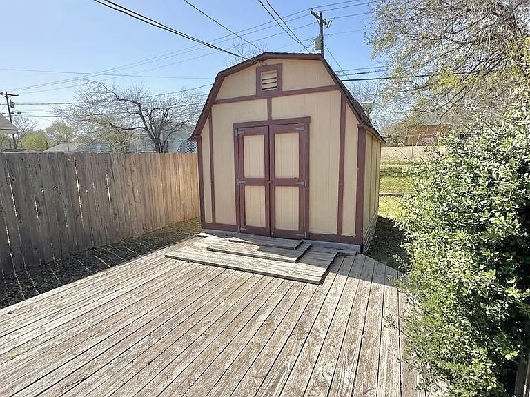 2004 Wheeler Ave — Photo 10