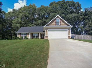 215 Chimney Ridge Ln, Covington, GA 30014