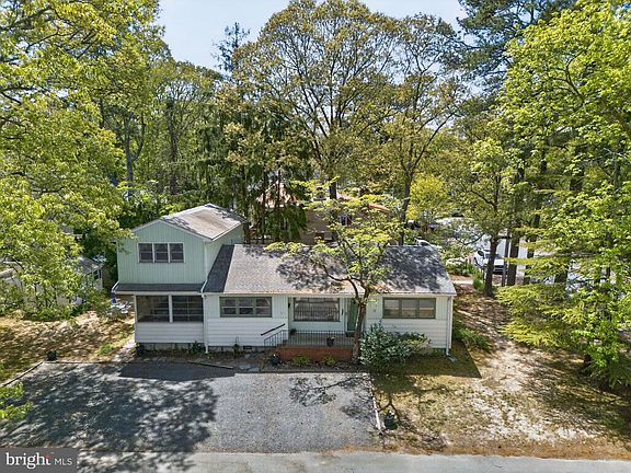 5th image of 86 Henlopen Ave