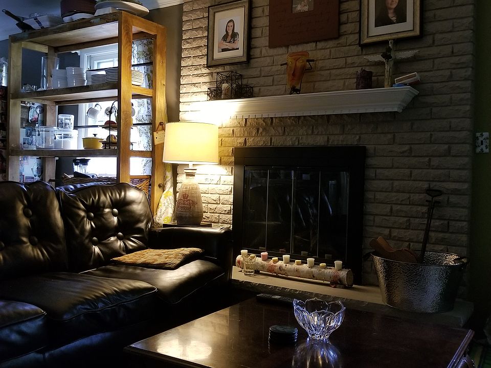 2nd image of 808 W Lynnwood Ave
