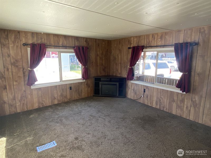 4th image of 17103 Spanaway Loop Road #22