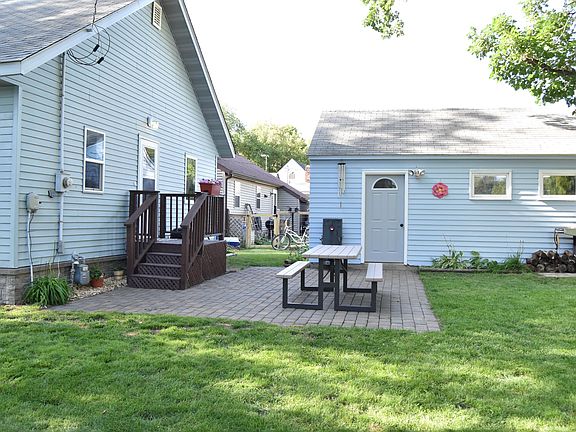 3rd image of 1311 Lincoln Ave