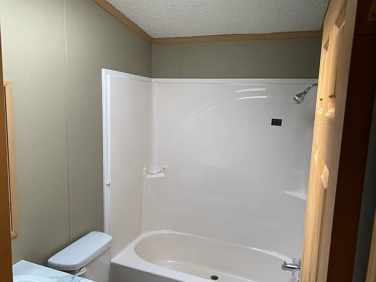 12885 Fairview Rd — Photo 18