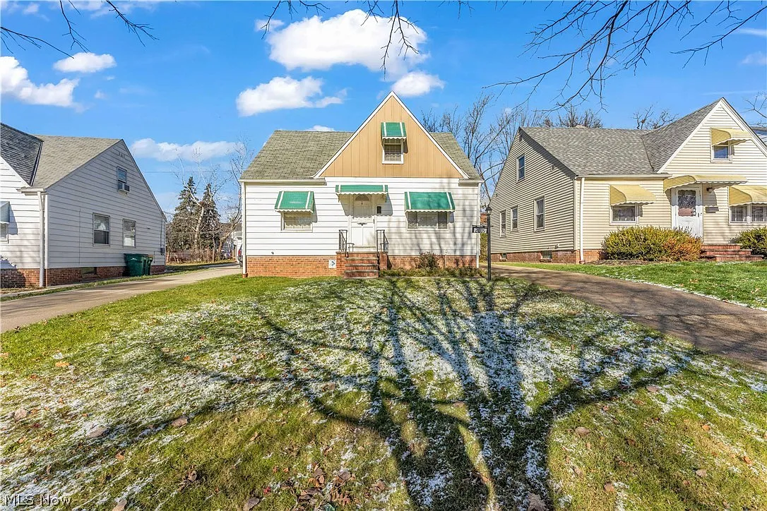 21005 Kenyon Dr photo 1