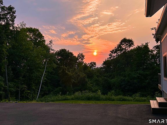 3rd image of 3120 Phelps Road