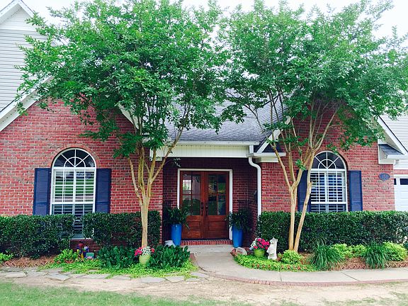 2nd image of 158 Peyton Cir