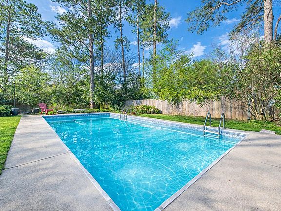 2nd image of 3320 Quaker Spring Ct