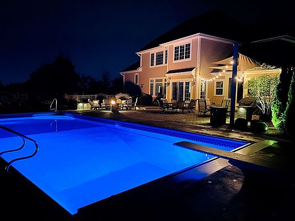 4th image of 3125 S Meadow Creek Ct