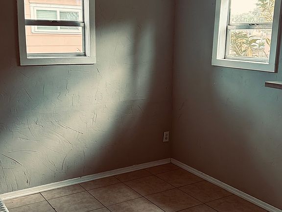 5th image of 4010 5th Ave N