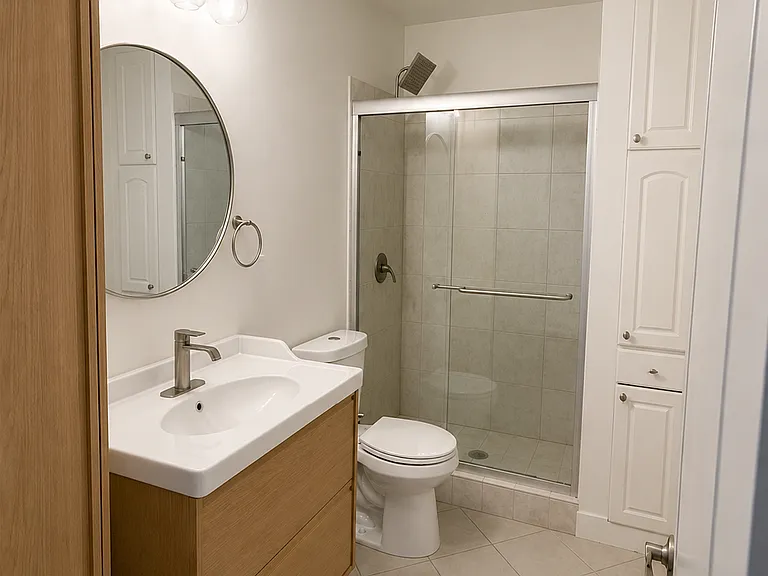 5245 Bakman Ave #9 — Photo 21