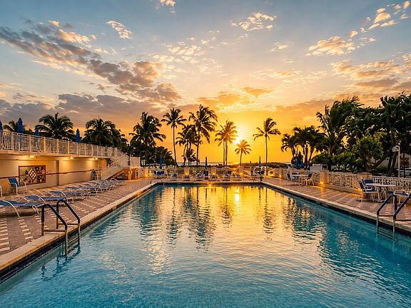 2nd image of 111 N Pompano Beach Boulevard N #1611