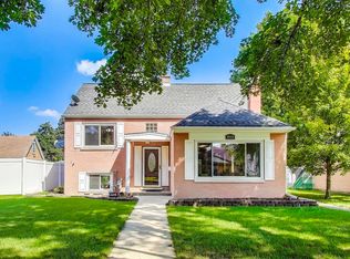 9524 Jefferson Ave, Brookfield, IL