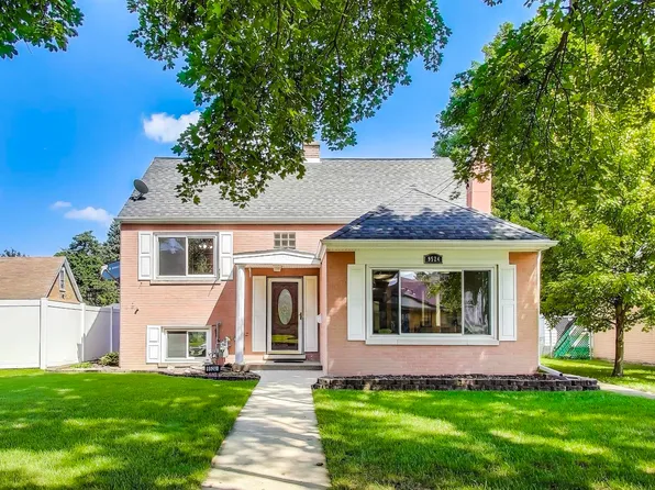 9524 Jefferson Ave, Brookfield, IL 60513